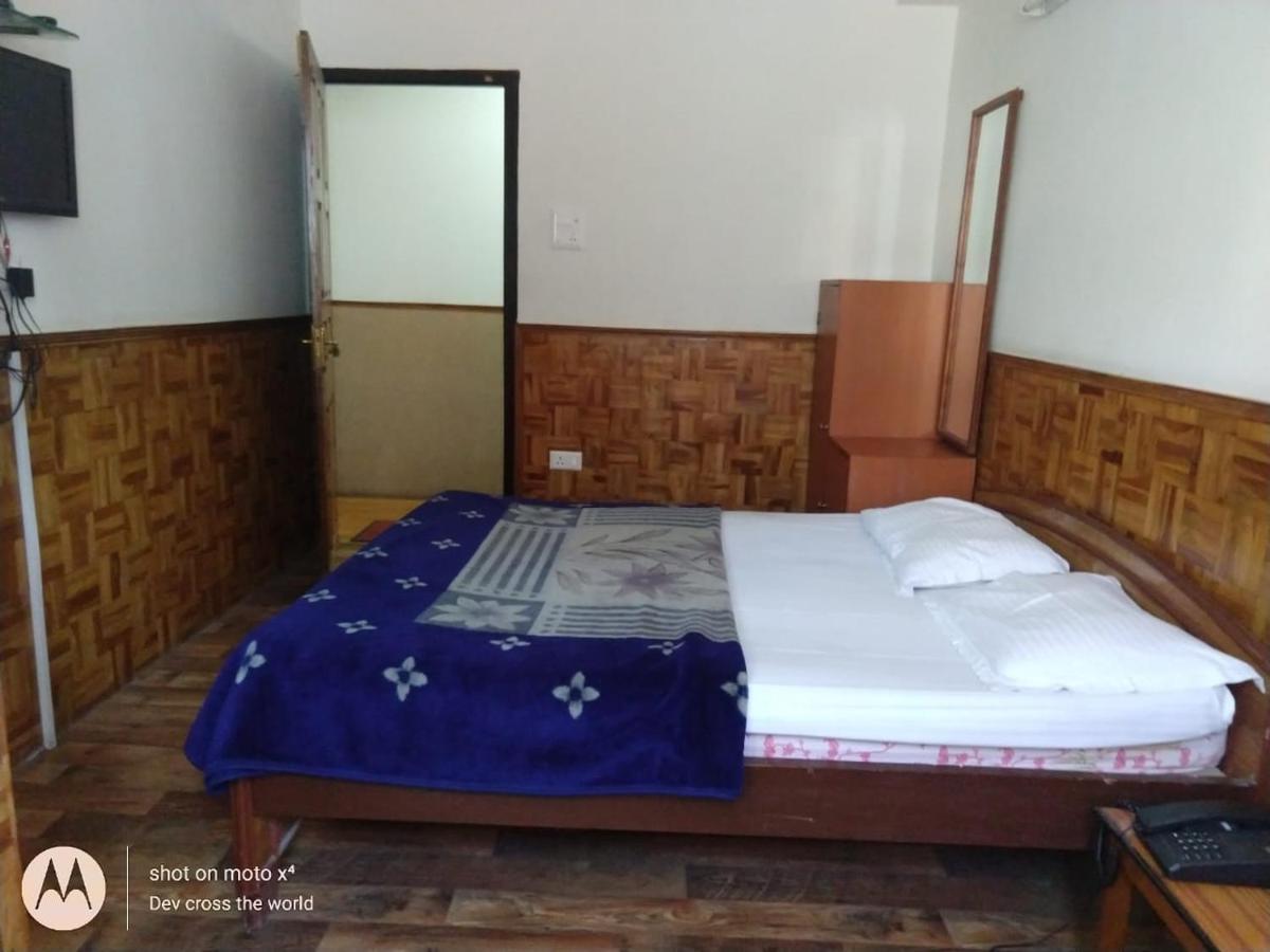 Bon Hotel Crystal Palace Gangtok Bagian luar foto