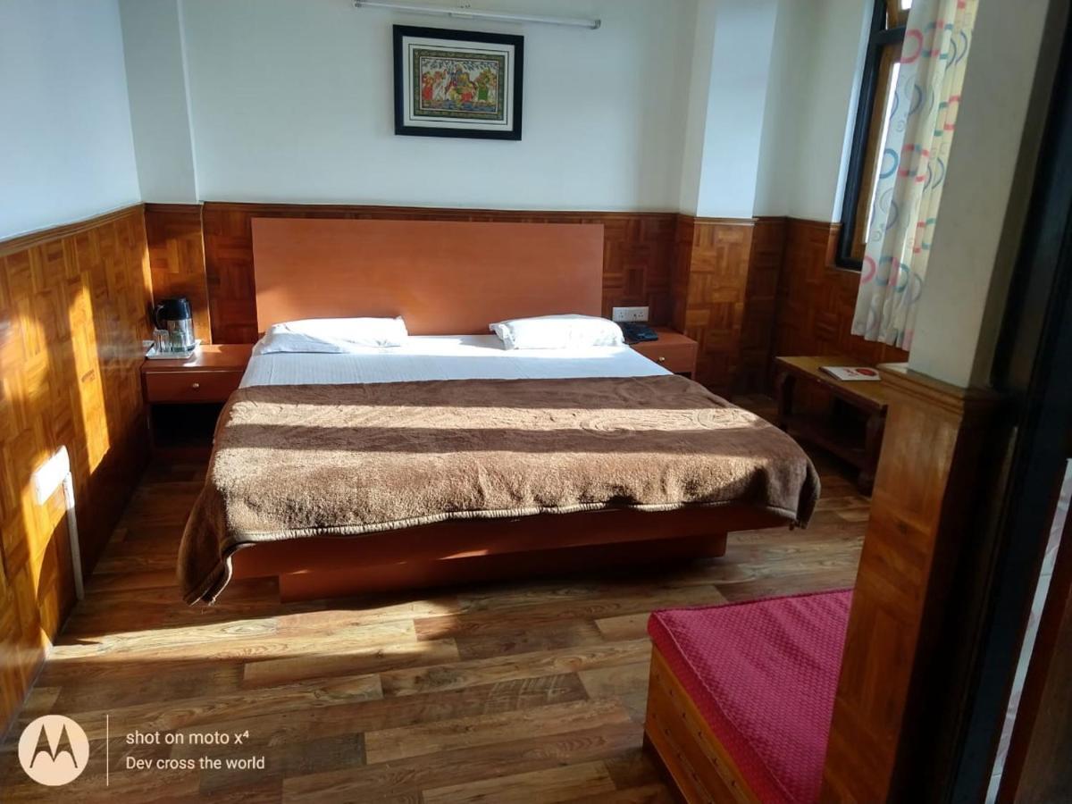 Bon Hotel Crystal Palace Gangtok Bagian luar foto