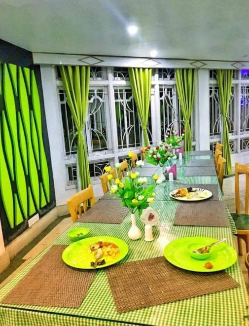 Bon Hotel Crystal Palace Gangtok Bagian luar foto
