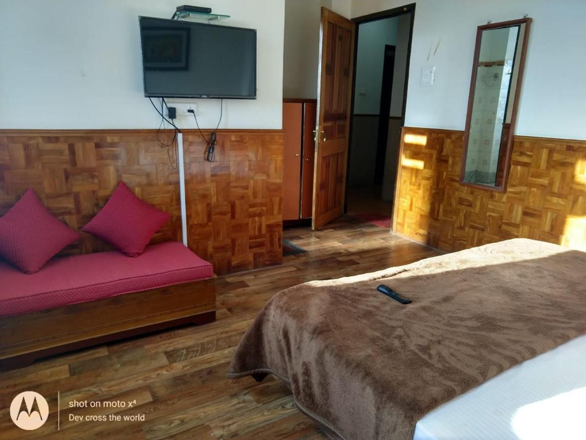 Bon Hotel Crystal Palace Gangtok Bagian luar foto