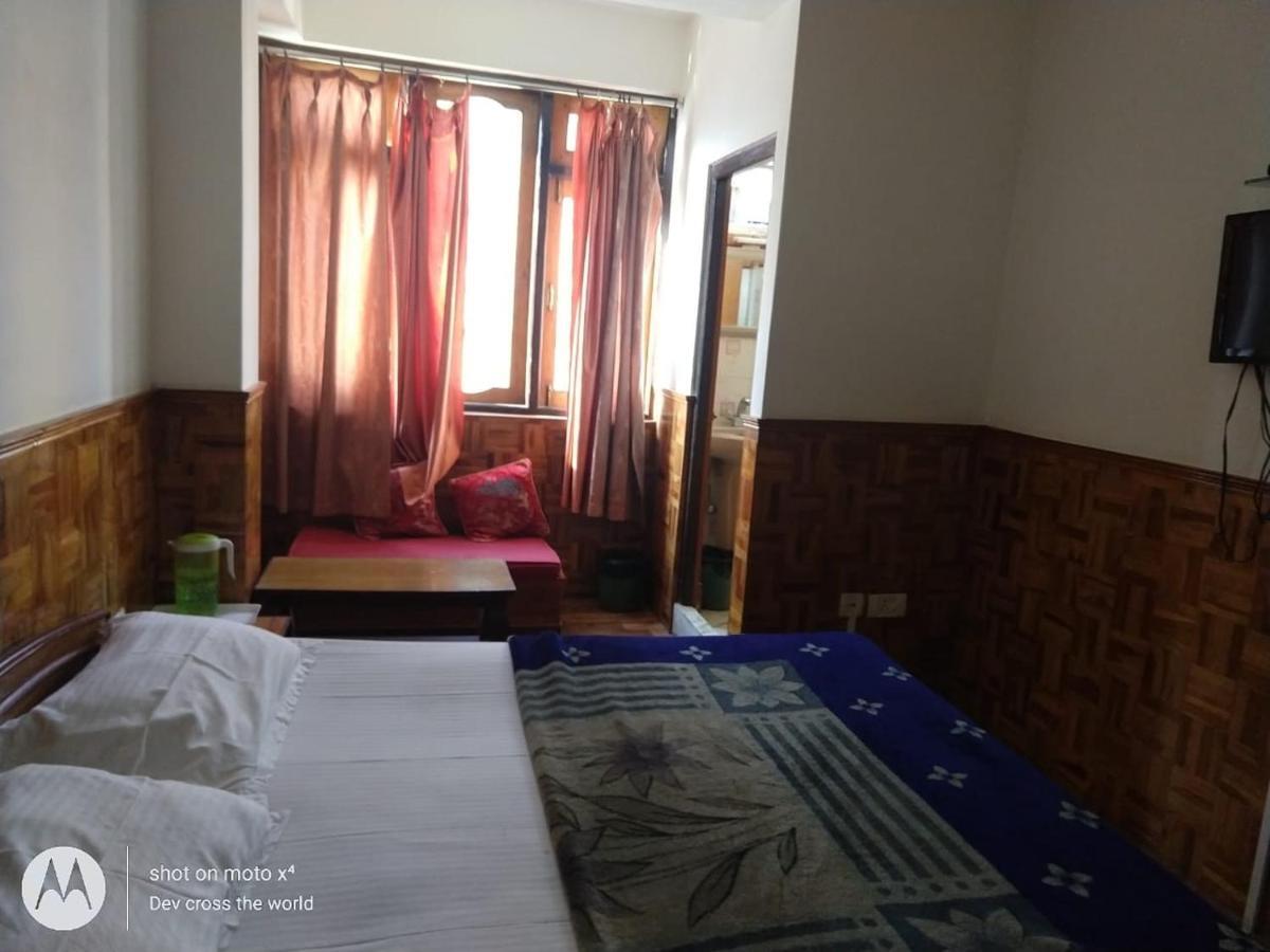 Bon Hotel Crystal Palace Gangtok Bagian luar foto