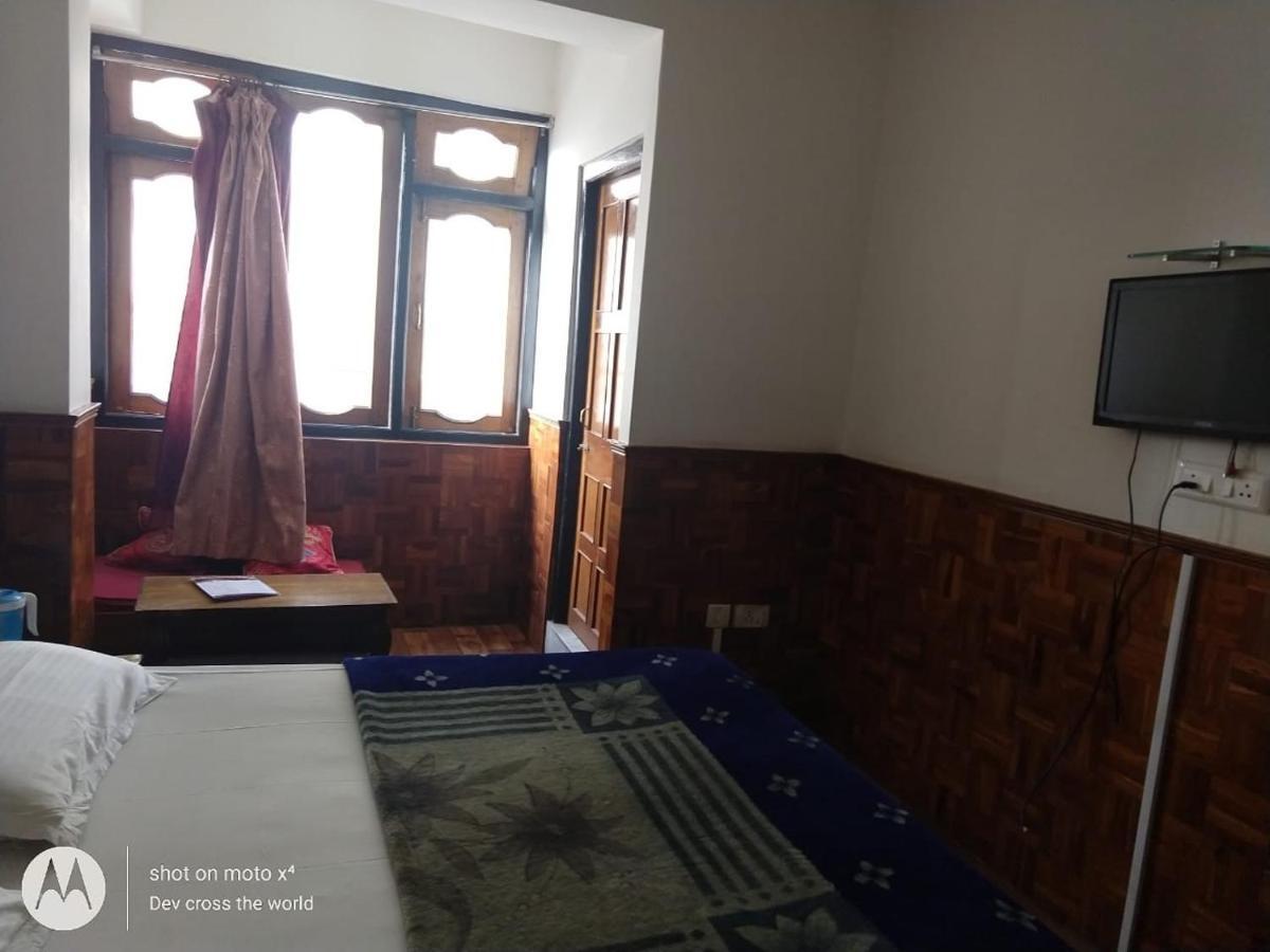 Bon Hotel Crystal Palace Gangtok Bagian luar foto