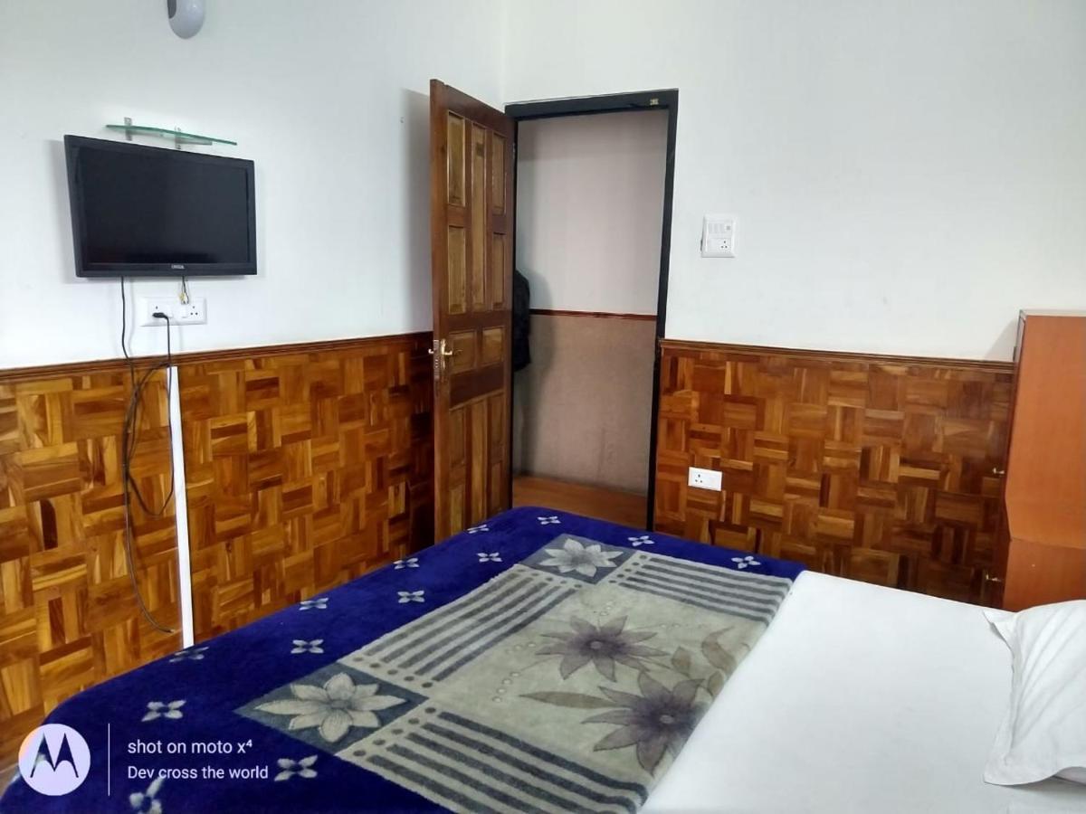 Bon Hotel Crystal Palace Gangtok Bagian luar foto