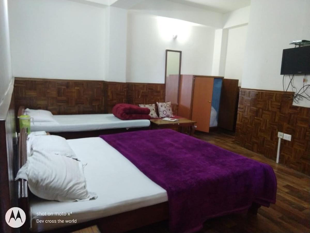 Bon Hotel Crystal Palace Gangtok Bagian luar foto