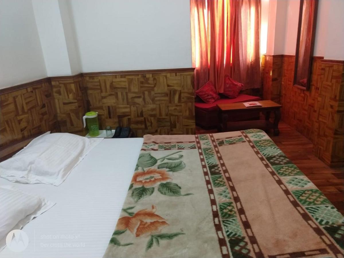 Bon Hotel Crystal Palace Gangtok Bagian luar foto