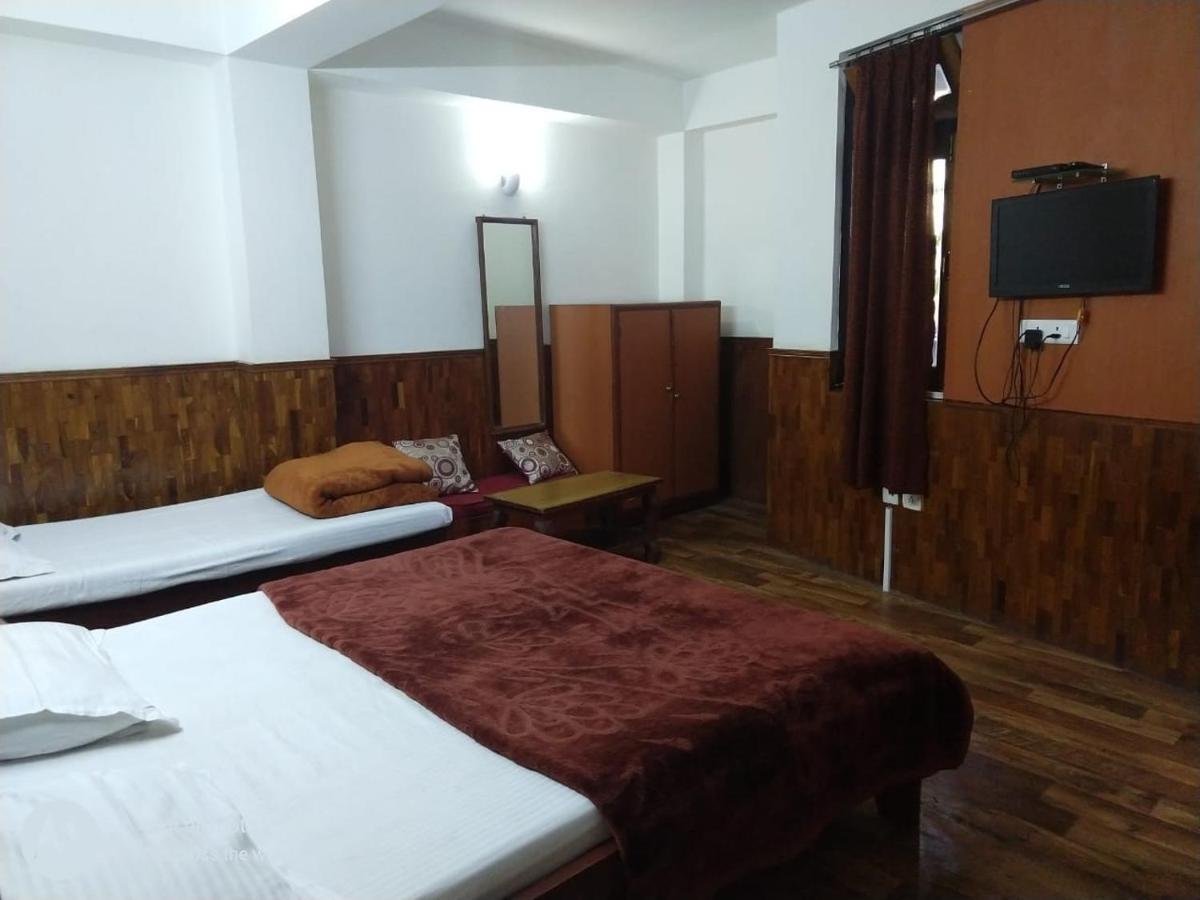 Bon Hotel Crystal Palace Gangtok Bagian luar foto